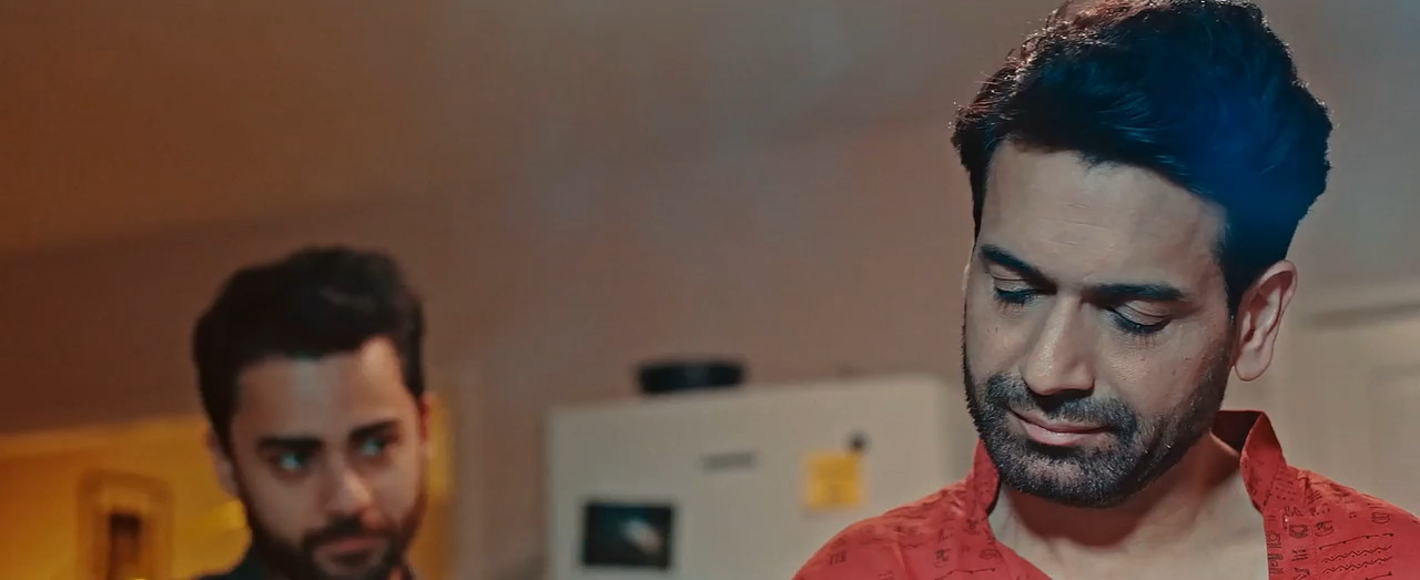 Qaid: No Wayyy Out 2024 WebRip [Hindi] 480p 720p ESub Screenshot