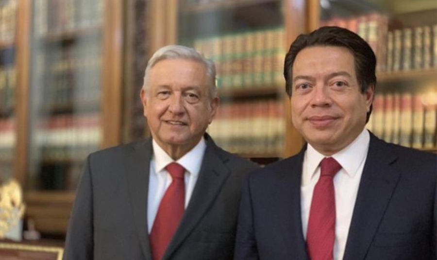 Mario Delgado defiende a AMLO de 