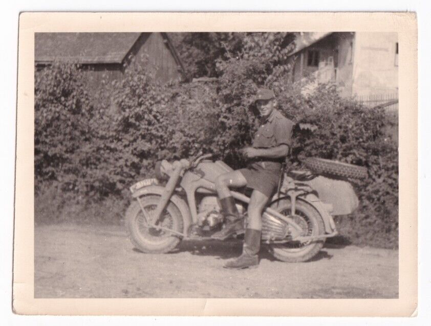 Motorrad, Zündapp KS 750, Südfront, 14 Oktober 1944.