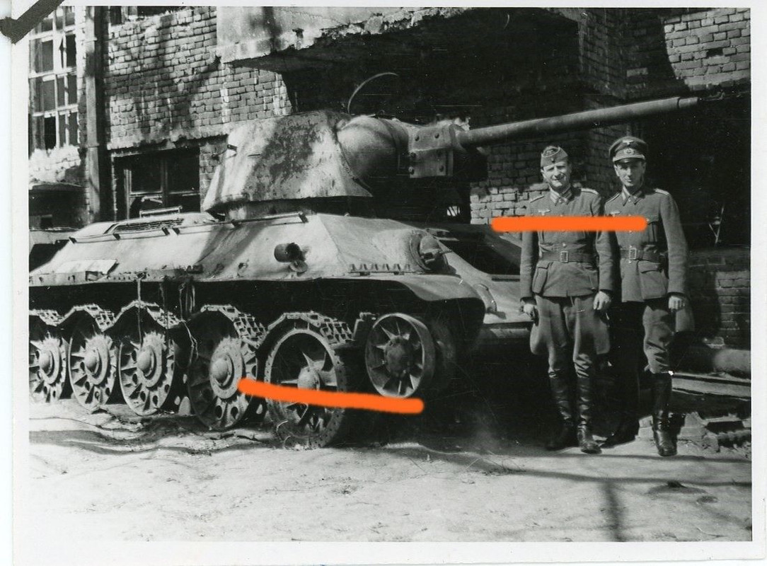 Kämpfe Beute Panzer Tank Russland Ukraine Foto