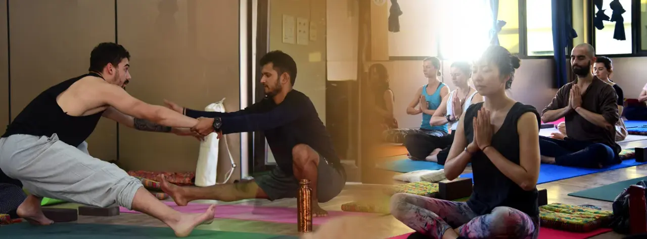 Best 200 Hours Yoga Teacher Training Course in Rishikesh