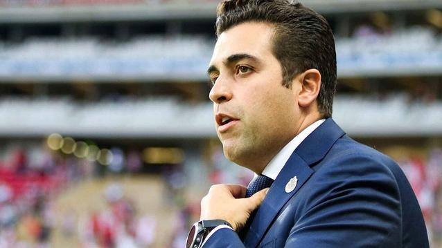 Club Deportivo Guadalajara despide a su entrenador Michel Leaño