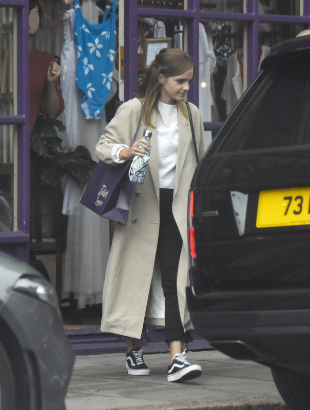 emmawatson-updates.com (8)