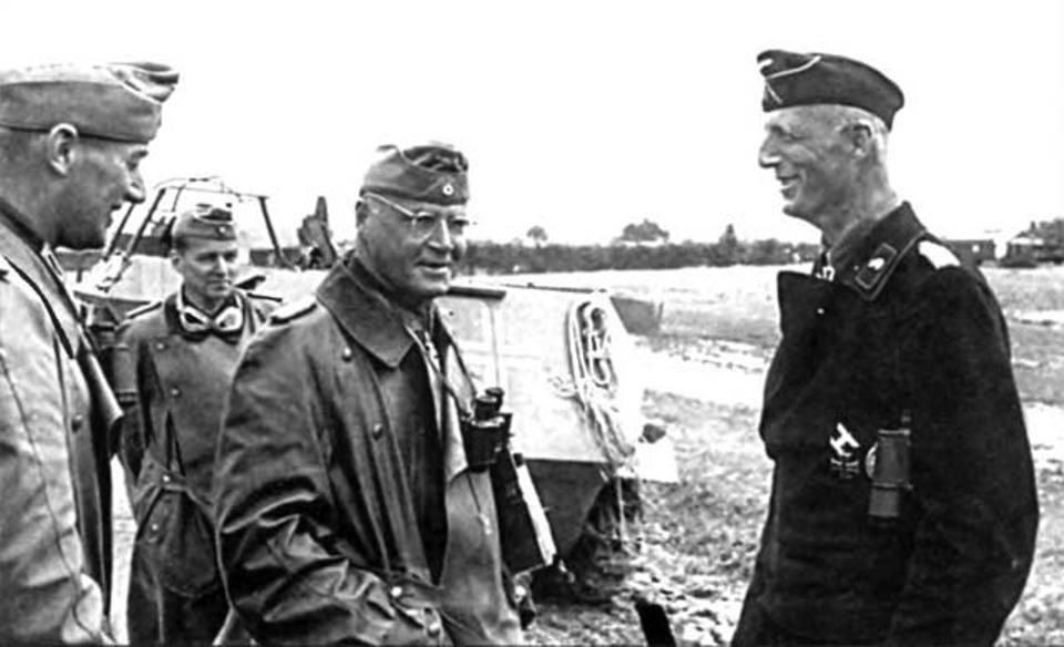 Stielhandgranate фото в камуфляже. Дивизия натереть отпереть. Дивизия натереть отпереть. Дивизия натереть отпереть. Немецкие танкисты 1942.