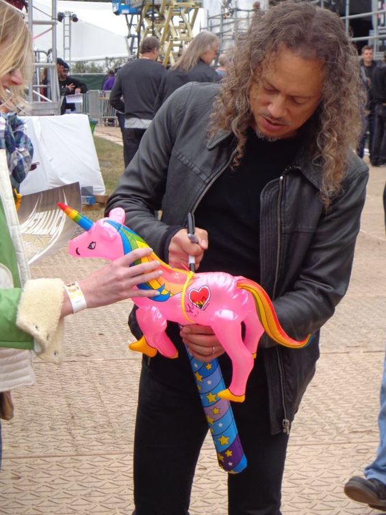 39277d7f147a85a61a7059b3a281d208