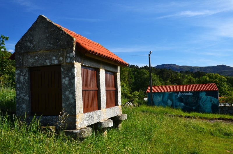 PUXEDO-28 Y 29-5-2024 - Galicia y sus pueblos - 2017/2024 (35)