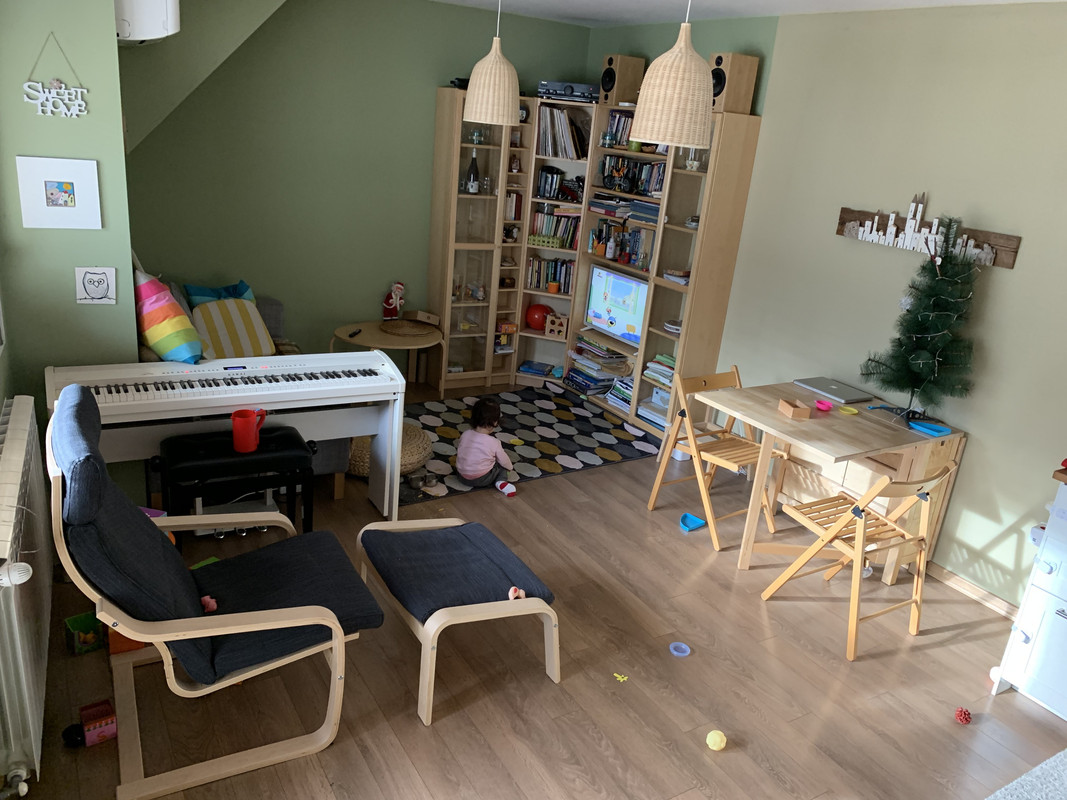 FB8E4777-21F8-4A5A-BA75-DE9BCE4C90E8