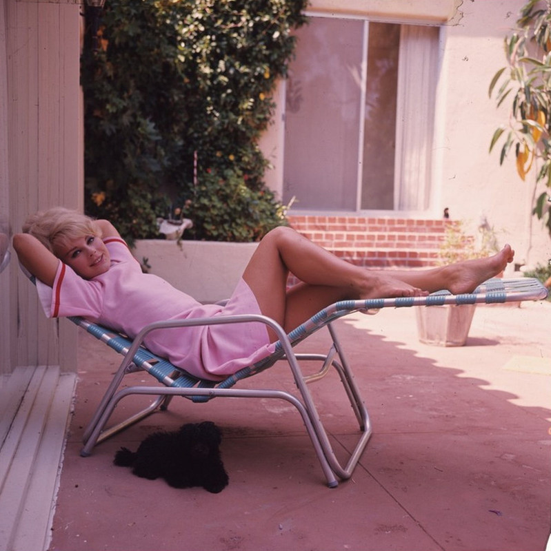 elke_sommer_me84