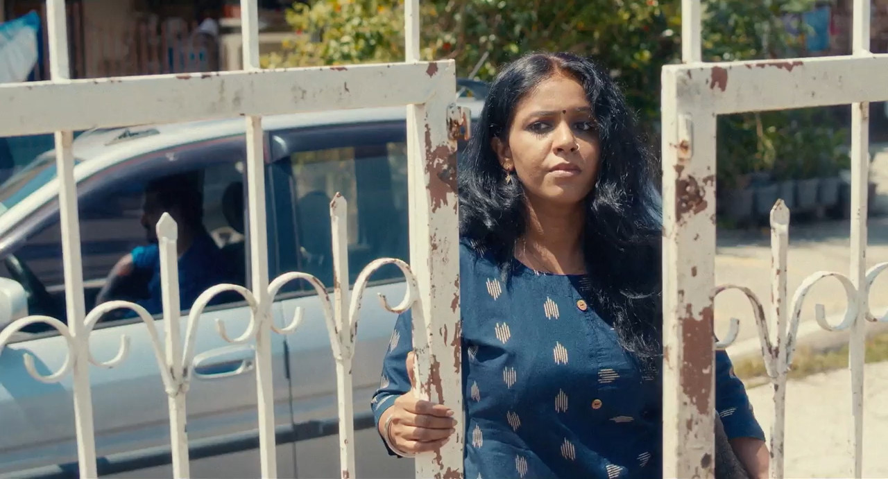 Simple Manusan 2025 WebRip [Tamil] 480p 720p ESub Screenshot