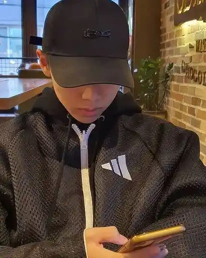 5d127200b7e3ca8a8b15349c9bf3e7de_copy_410x512