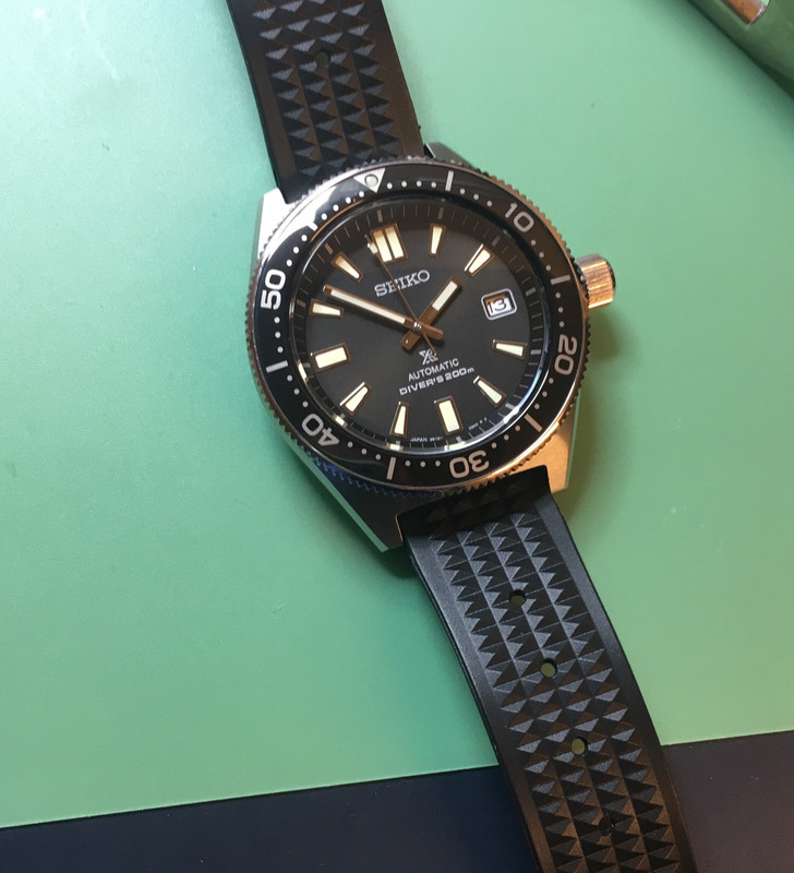 5A7C76CF-BE60-4724-9BB7-8044E7C4C37C