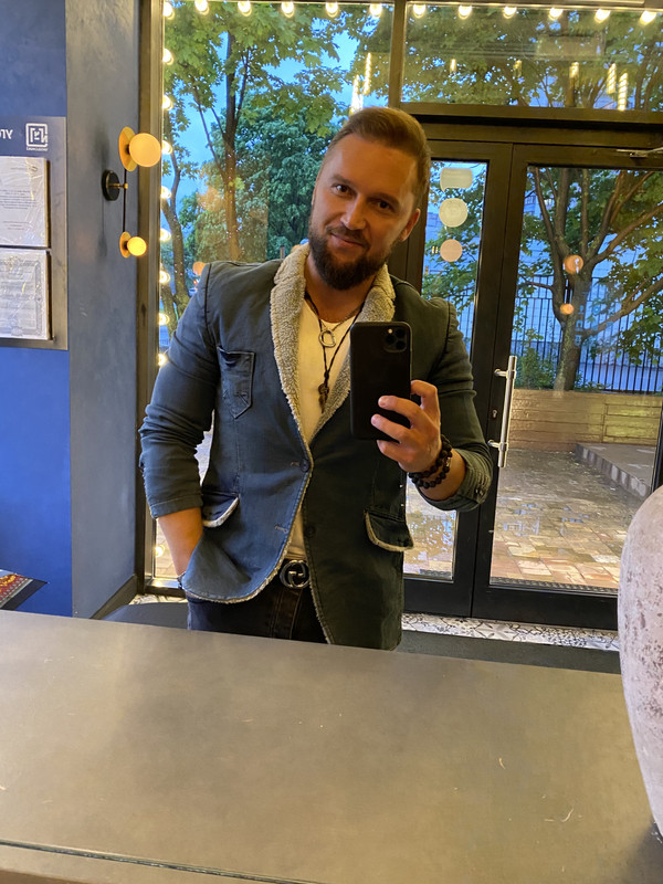 73C38947-08A2-4FCE-8A16-DF68CC402ADF