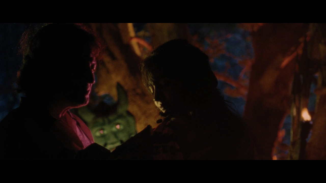 Miss.Lovely.2012.1080p.NF.mkv_snapshot_02.37_[2021.07.14_11.02.31]