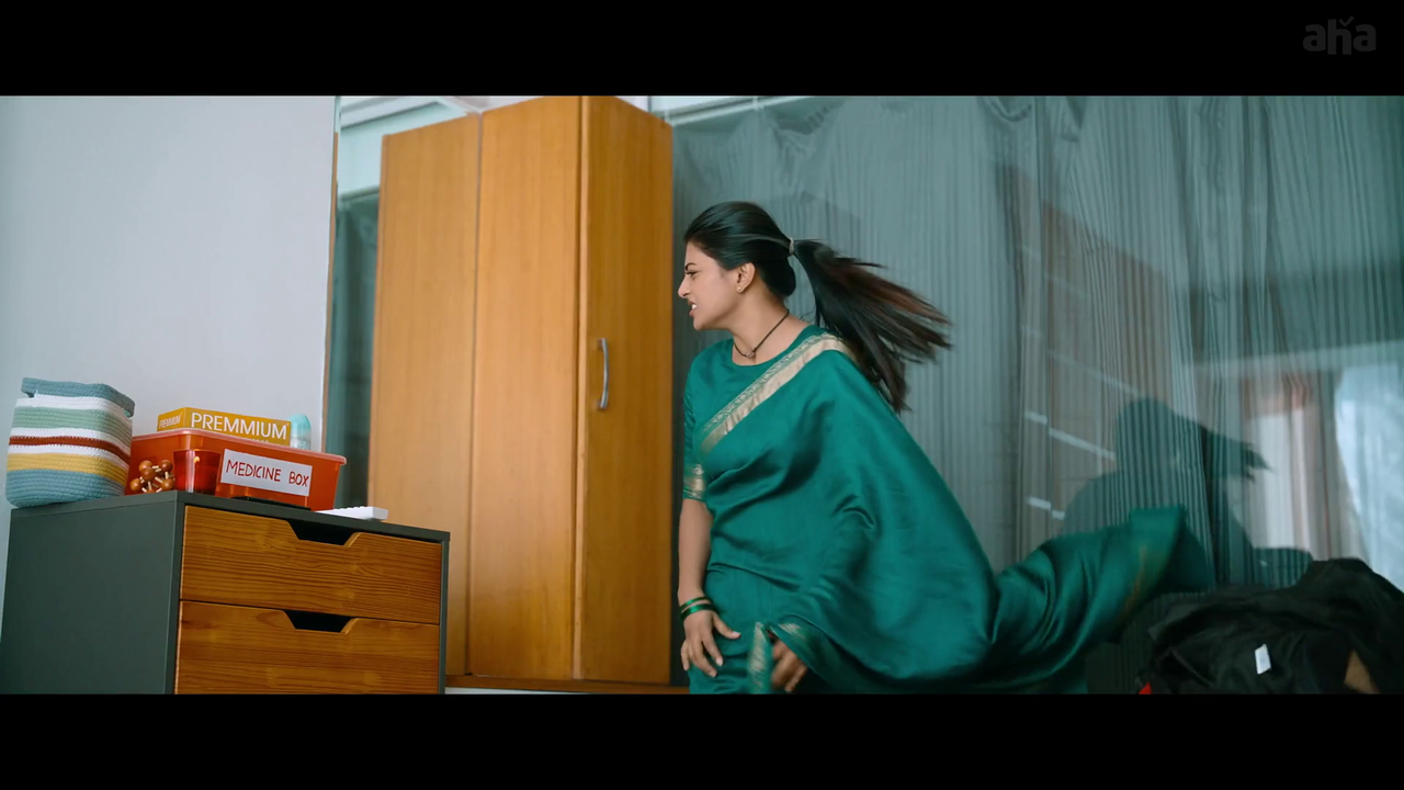 vlcsnap-2025-04-21-19h39m54s918