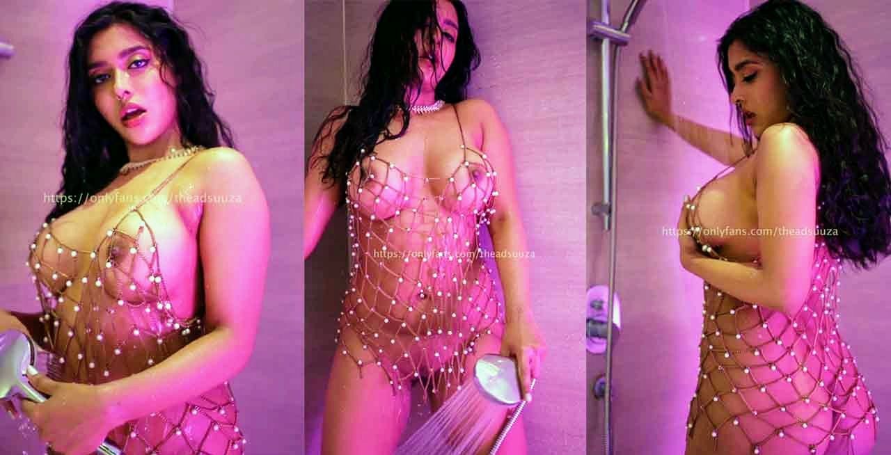 Thea disuuza hot onlyfans model taking shower naked