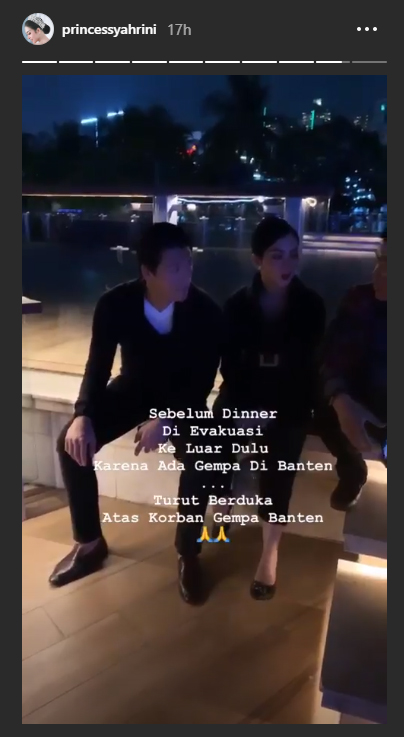 Detik-detikk Syahrini dievakuasi