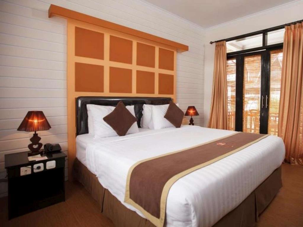 Sabda Alam Hotel & Resort.