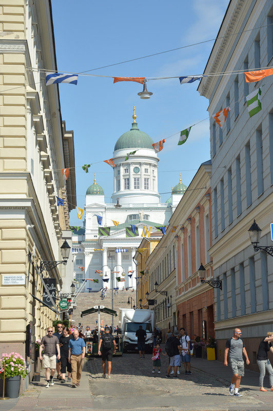 Finlandia con finlandeses y un poco de Estocolmo - Blogs de Finlandia - Día 2: Centro de Helsinki y Suomenlinna (5)