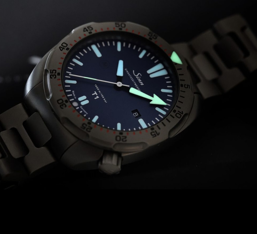 5CFBD9D1-33B2-449A-BAE2-84DEDFDA3F64