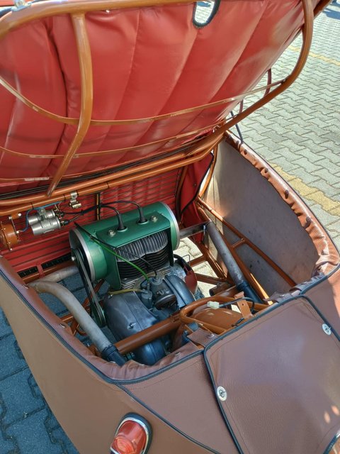 c673a8ea-b29f-4443-923a-8719d5e3e7b0