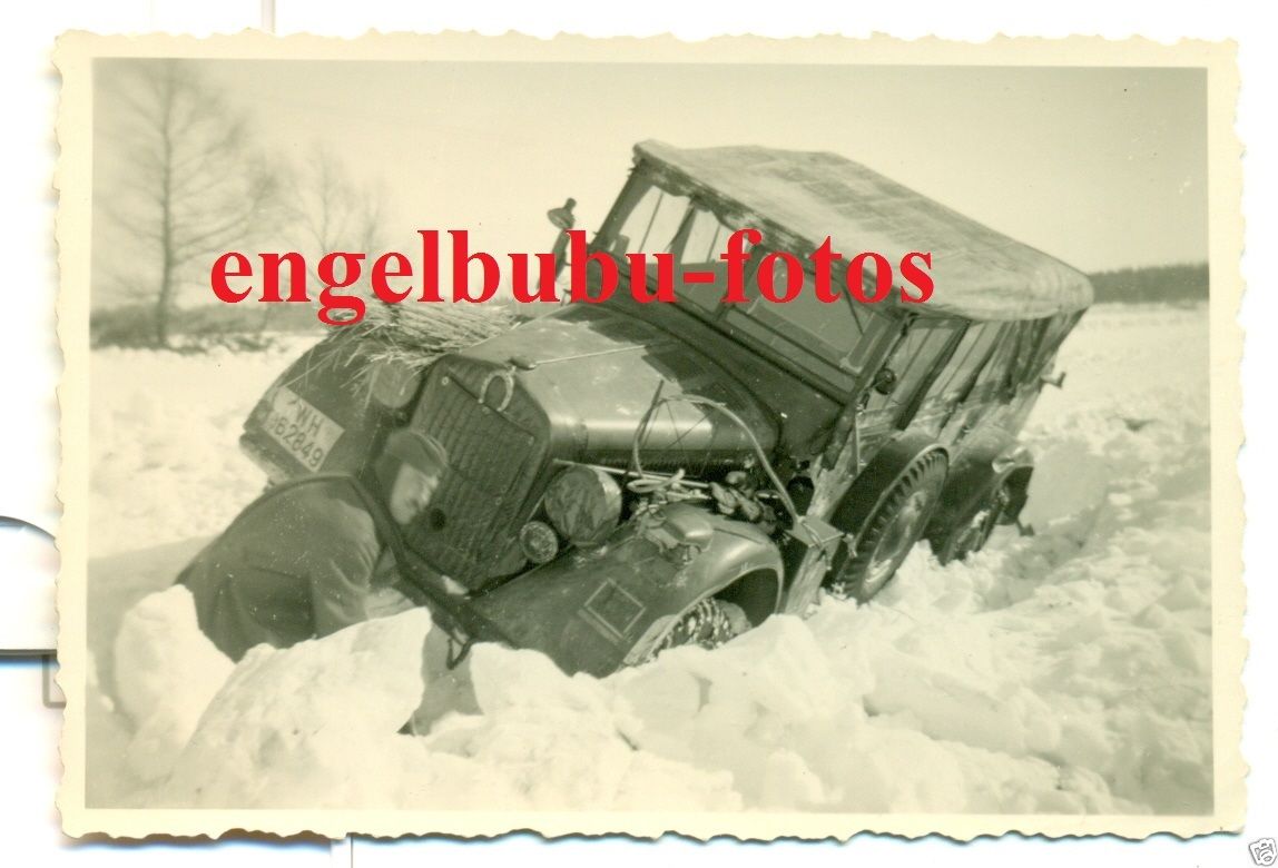 FAHRZEUG - KÜBELWAGEN - TARN-BEMALUNG - WH-46284