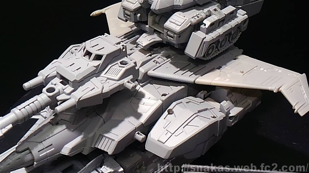 LG-EX-Big-Powered-08