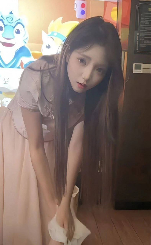 1抖音反差婊新娘足疗技师211号莉莉安被大神爆出视频 (3)