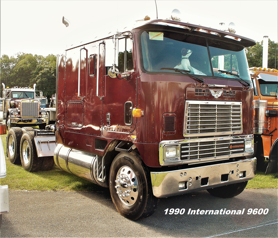 1990 IH 9600 (2)