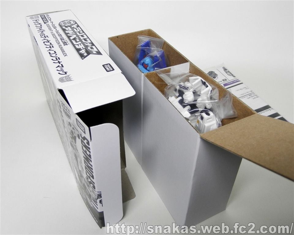 Million-Dogfight-vs-Runamuck-Box-6