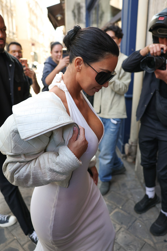 Kim Kardashian Cleavage White Paris35