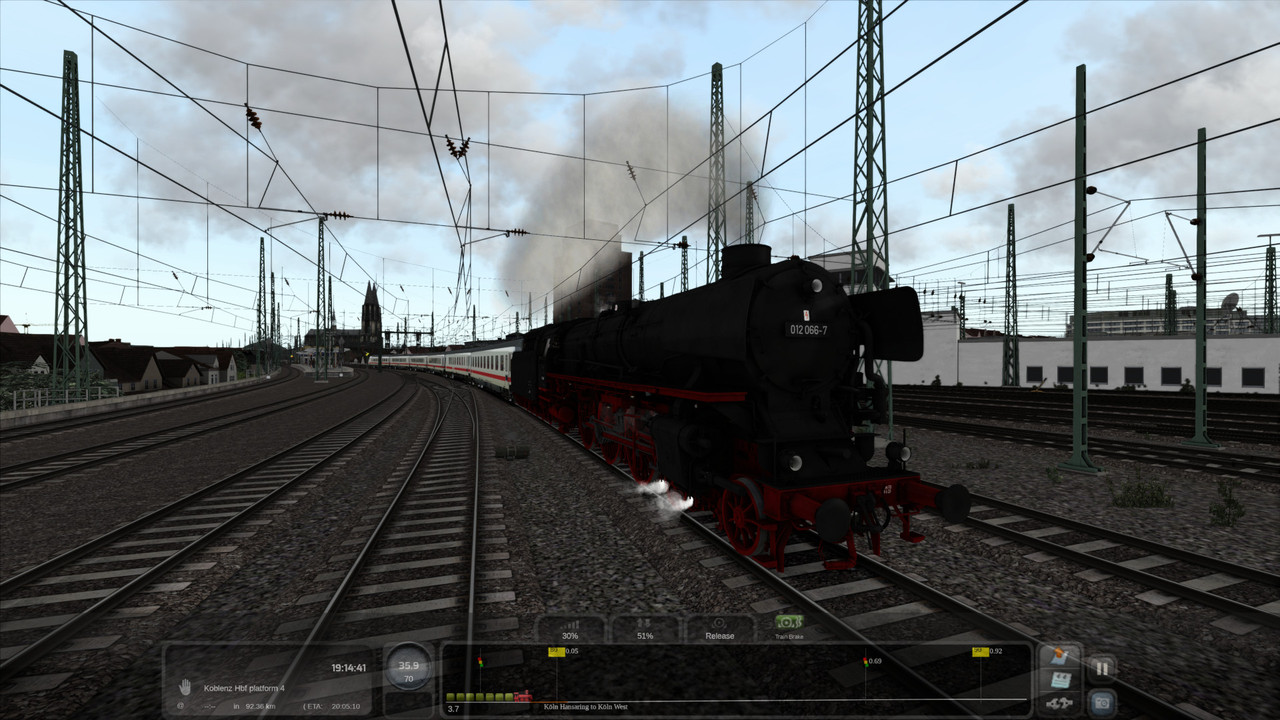 [Bild: Lys-Ersatzzug-BR-01-10-mit-IC-Wendezug-K...nz-006.jpg]