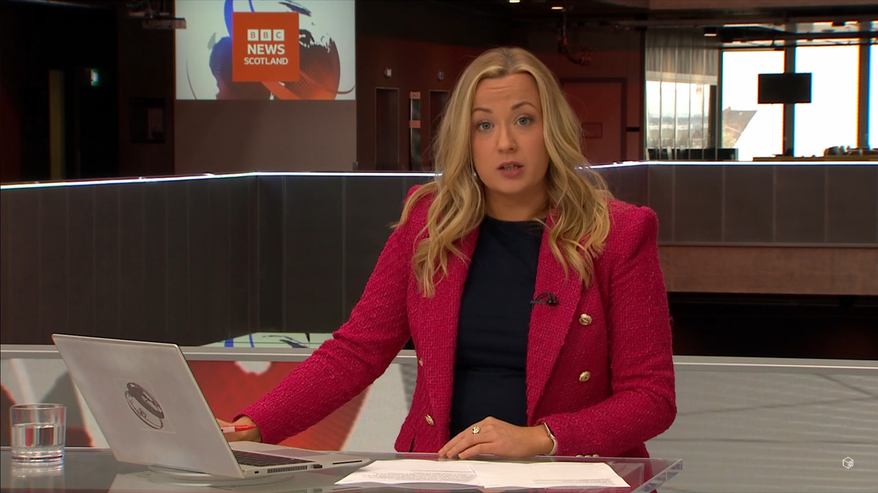 04.09 - 17.50.01 - BBC London News. The latest stories from the BBC L....ts_snapshot_07.25.832