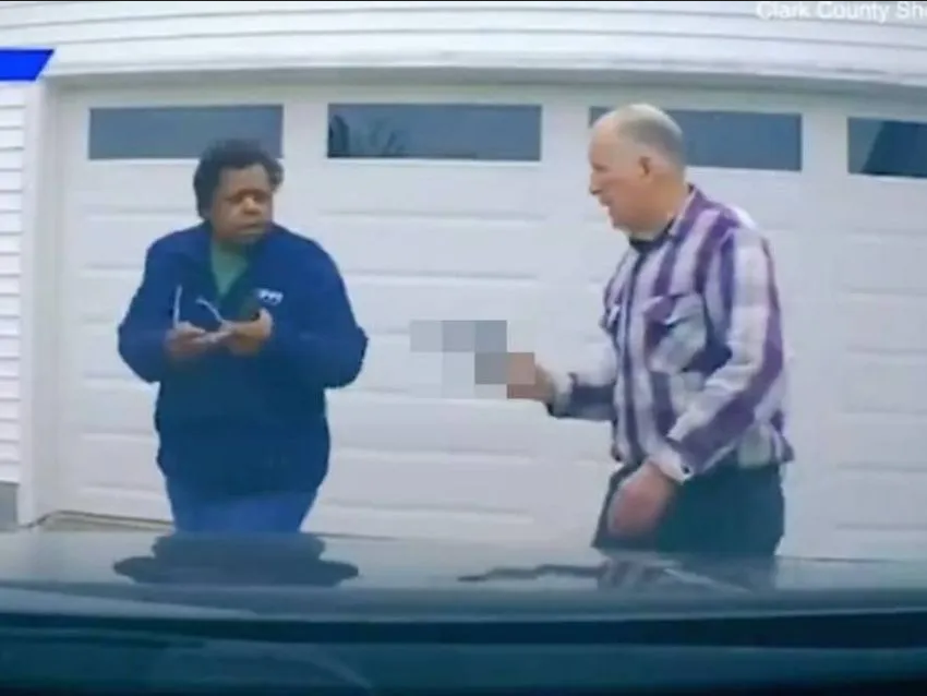 Fuertes imágenes: Anciano de 81 años asesina brutalmente a conductora de UBER