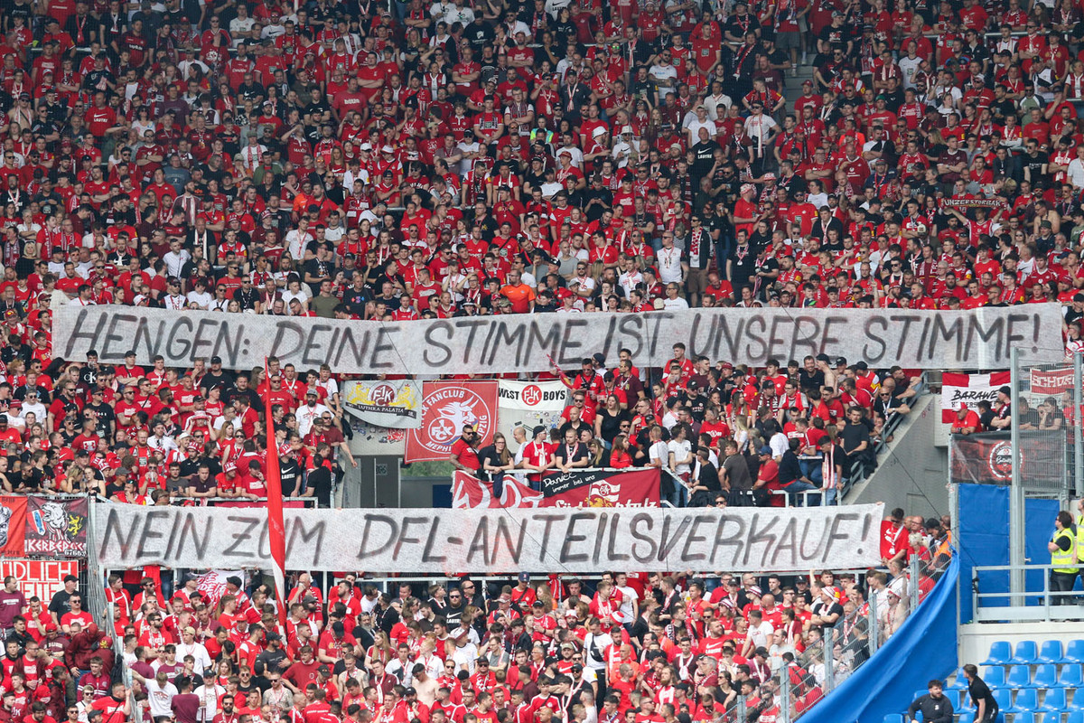 karlsruher-sc-1-fc-kaiserslautern-2-bundesliga-2022-2023-28