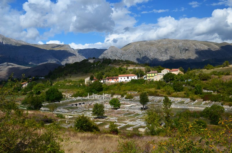 YACIMIENTO ARQUEOLOGICO DE ALBA FUCENS-15-9-2023 - Italia y sus pueblos-2018/2019/2023 (10)
