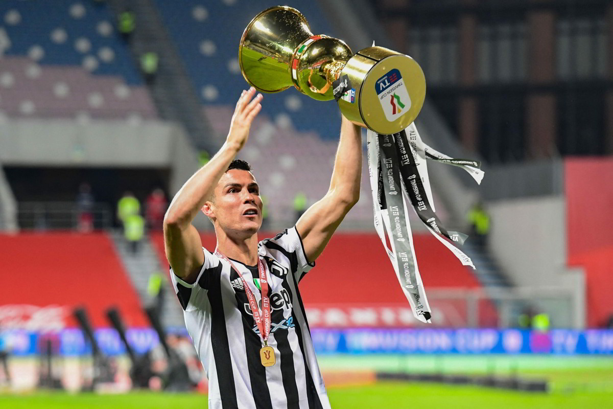 Nessuno come CR7 Cristiano Ronaldo nella Storia del Calcio, ecco il nuovo Record