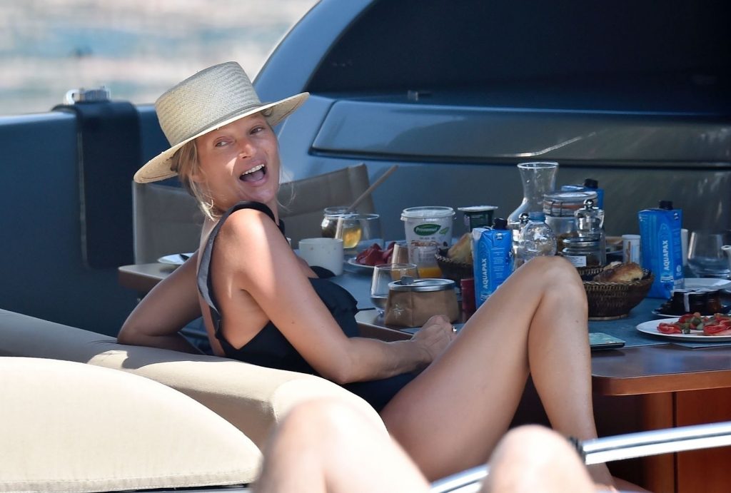 Kate-Moss-Sexy-The-Fappening-Blog-com-30-2-1024x691