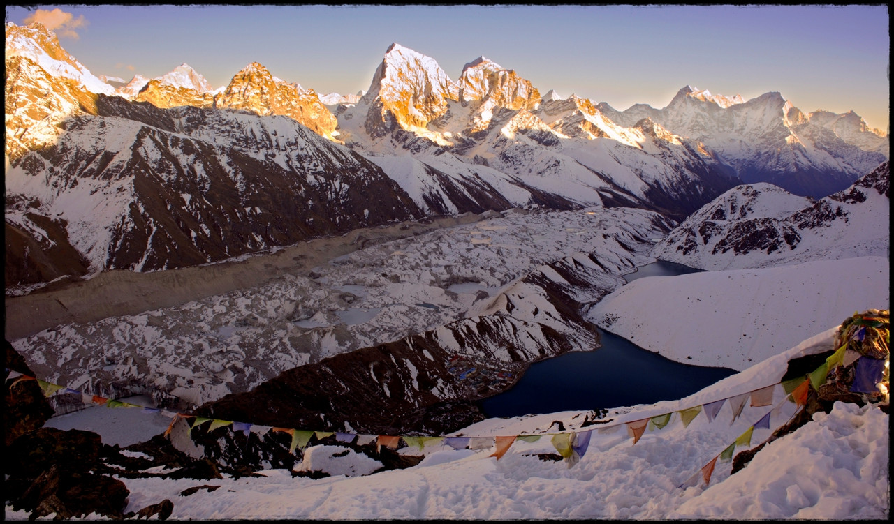 Día 20. Gokyo First Lake + Gokyo Ri - Everest Three Passes Trek: tres pasos, tres cimas, tres campos base (15)
