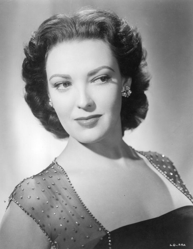 Linda_Darnell_a97