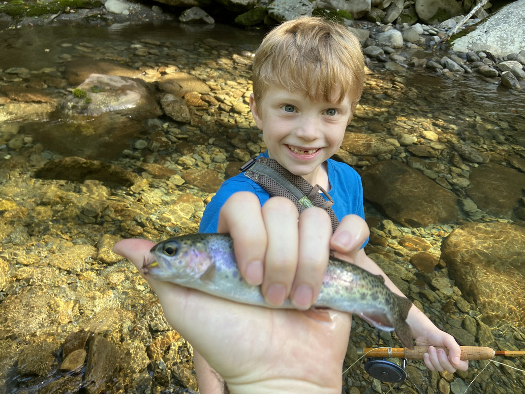 6CBE8E06-FE8E-4AC3-B075-5DFB6B42114E