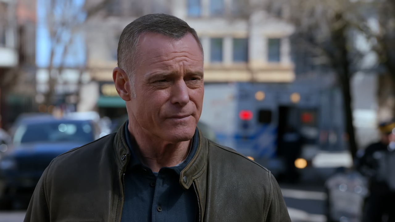 Chicago.P.D.S11E11.The.Water.Line.1080p.10bit.AMZN.WEB-DL.DDP5.1.HEVC-Vyndros.mkv_snapshot_05.42_[20