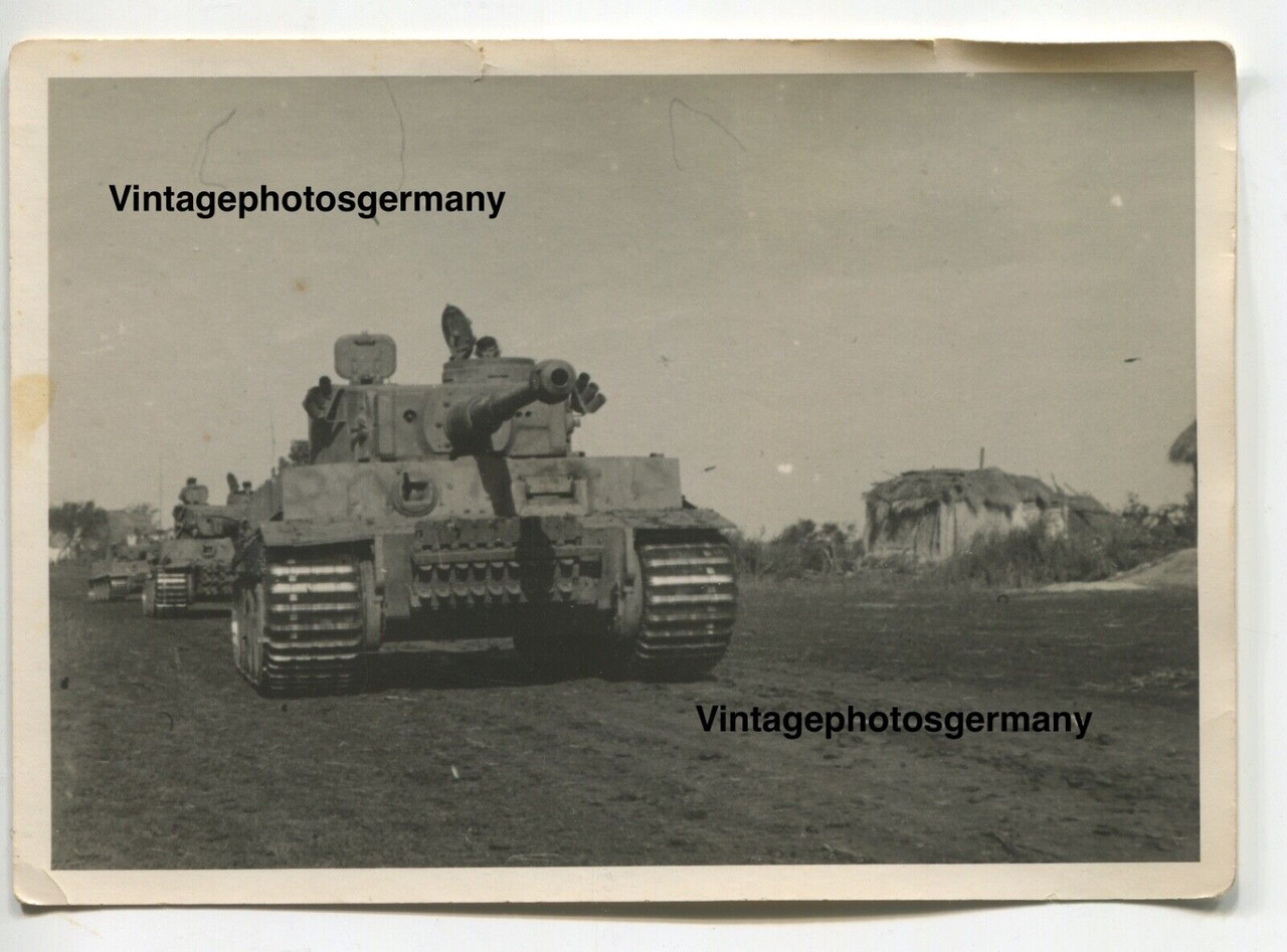 D9569 Foto Russland WH Panzer VI Tiger schwere Panzerabteilung Camouflage Camo v1 226671239772 0 01