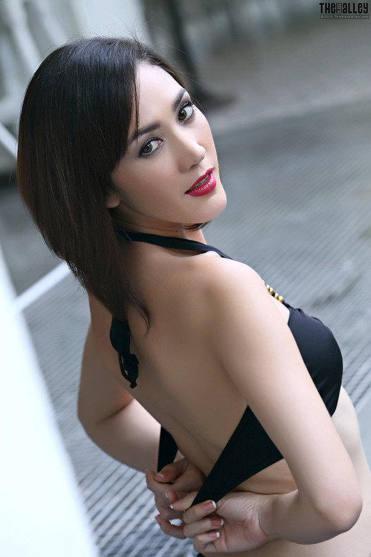 Areeya Oki 37-051