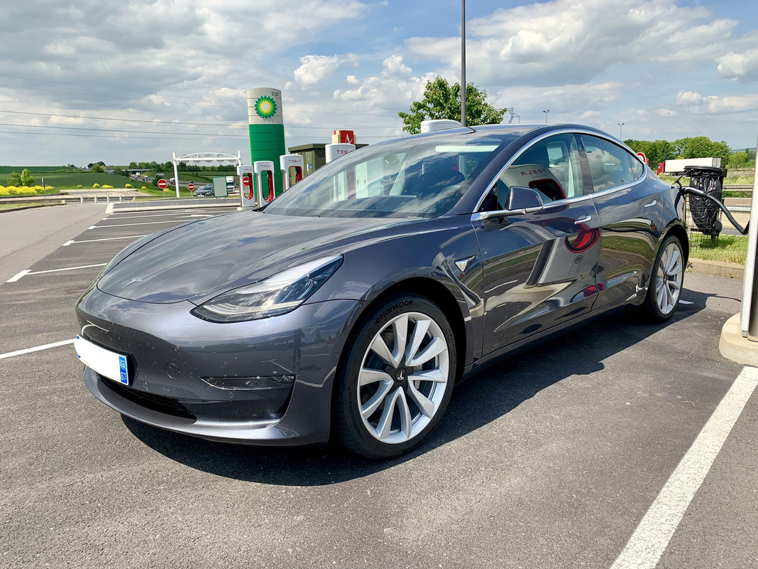 13B0BC64-A06A-40C0-A8BA-4F7C07667202