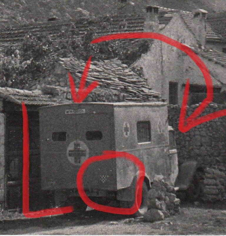 Foto WH Art.Rgt 369 (kroatisch) Sanitäts LKW Wappen Kroatien Einsatz Banden