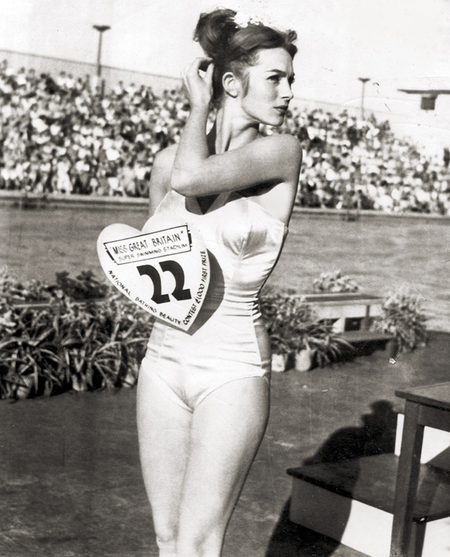 shirley_ann_field_a32