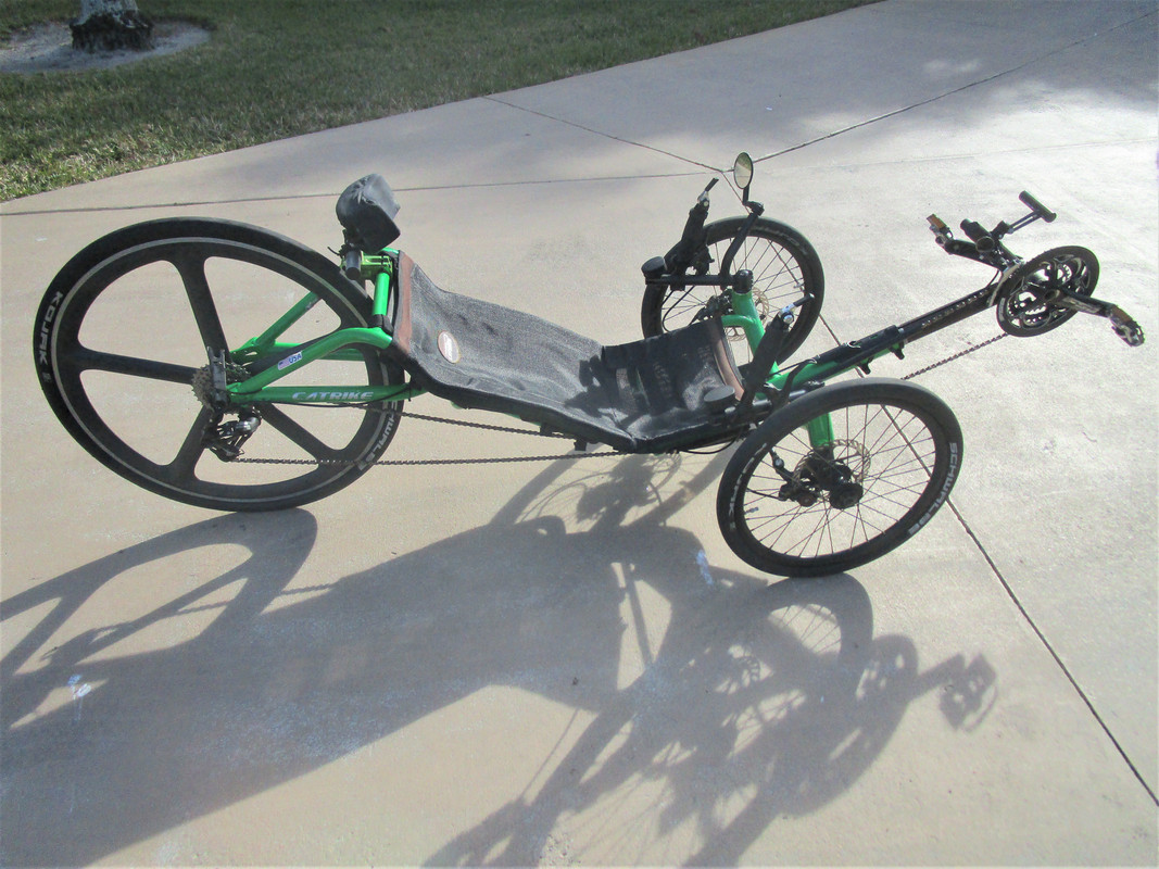 Cat700 green (Strickland) R side