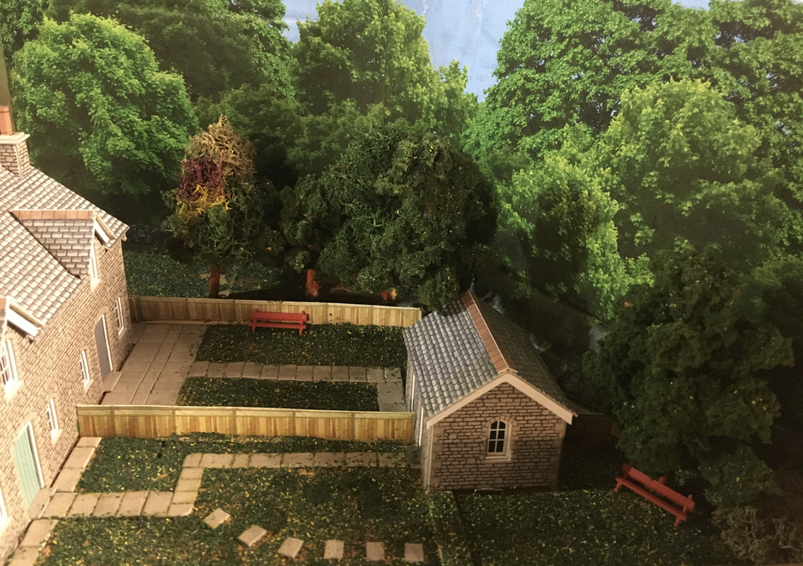 C80E5465-31C1-47D0-86C3-B00F12899C5B