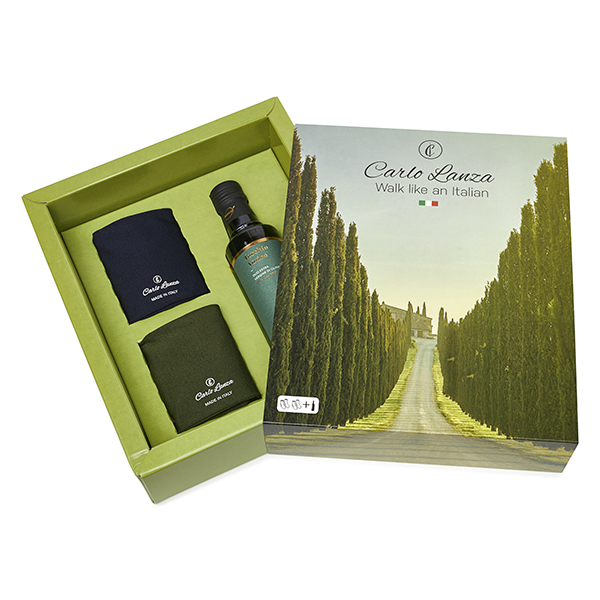 Carlo Lanza_geschenkbox olie en sokken_2