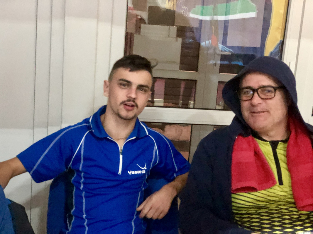 D18D0BB3-0992-4BF4-A0A5-2BF5B991C713